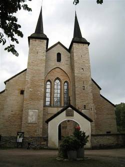 2_Varnhem_s_Abbey.jpg