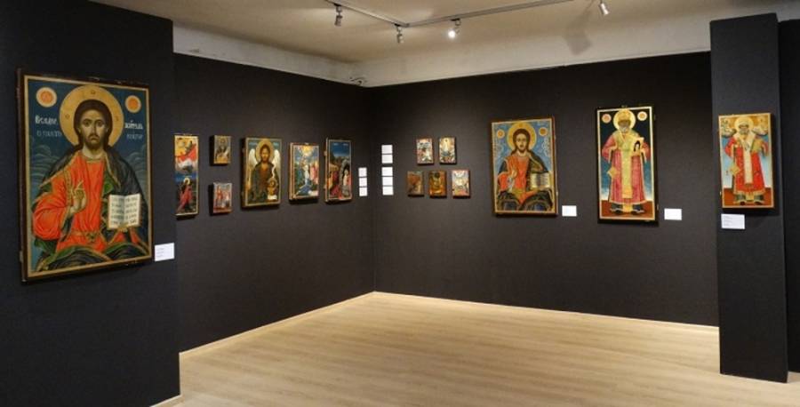 Изложба на Банската иконописна школа гостува в Полша