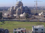 250px_Saddam_Mosque_Mosul.jpg