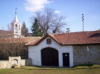 manastira_sveti_pantaleimon_v_selo_prisovo.jpg
