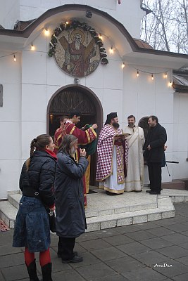 в очакване на патриарха